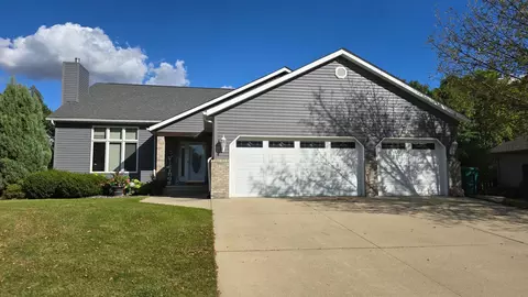 801 Deschepper St, Marshall, MN 56258