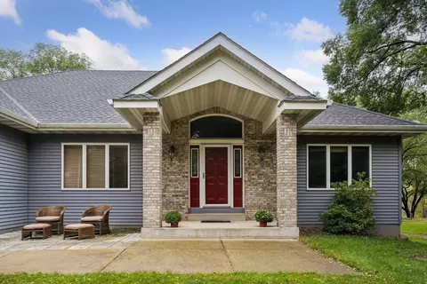 19148 Eaglewood Rd, Clearwater, MN 55320
