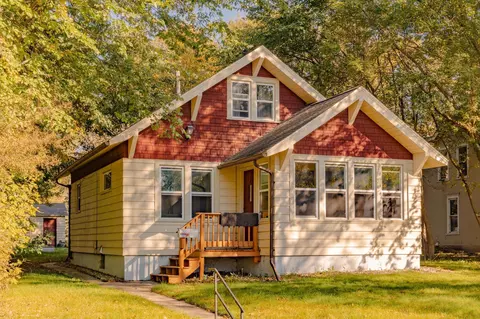 1017 Hawthorne St, Alexandria, MN 56308