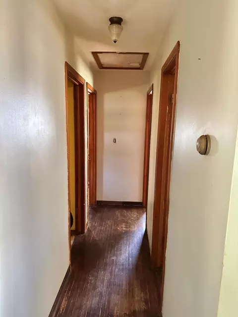 Entry Way - 2314 Milo Ave, Albert Lea, MN 56007 photo 2 of 3