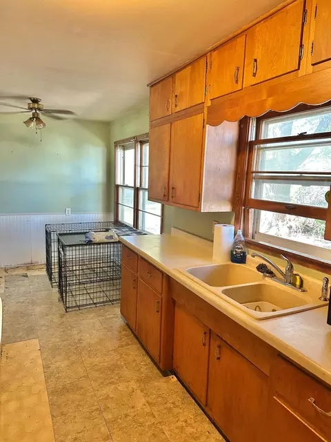Kitchen - 2314 Milo Ave, Albert Lea, MN 56007 photo 3 of 5