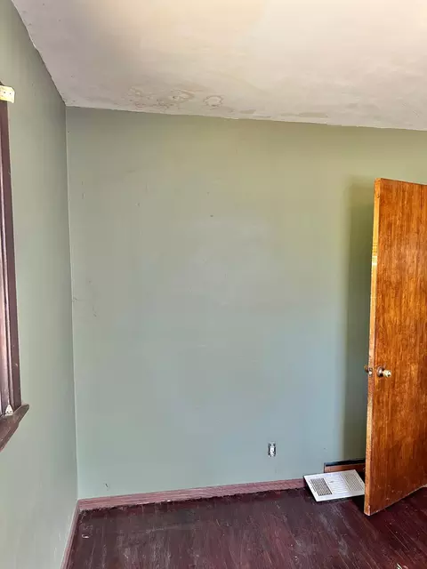 Bedroom - 2314 Milo Ave, Albert Lea, MN 56007 photo 9 of 10