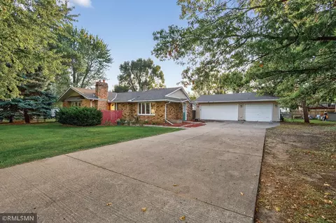 12424 Thrush St NW, Coon Rapids, MN 55448