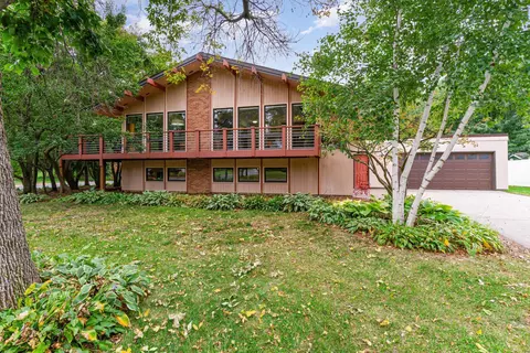 840 Fremont St E, Northfield, MN 55057