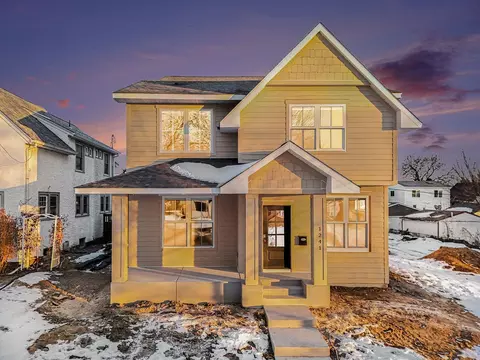 1615 Stanford Ave, Saint Paul, MN 55105