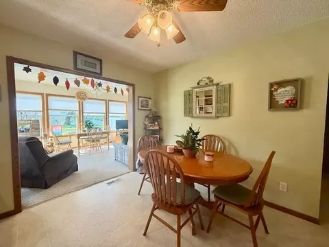 12818 County 10, Caledonia, MN 55921 photo 37