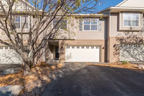 8382 Cedarview Cir, Savage, MN 55378