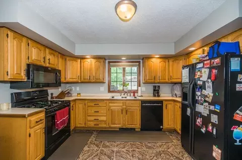 3805 E 8th St, Superior, WI 54880 photo 8