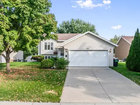 5408 Duvall Pl NW, Rochester, MN 55901
