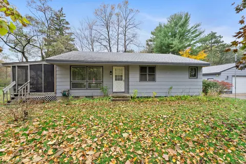 8251 Lake Dr, Circle Pines, MN 55014