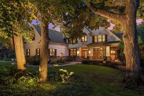 5455 Timber Trl, Independence, MN 55359