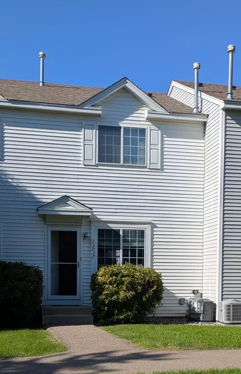 13037 Durum Ct, Eden Prairie, MN 55347