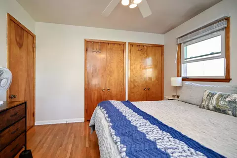 Bedroom - 240 6th St SW, Plainview, MN 55964 photo 2 of 5