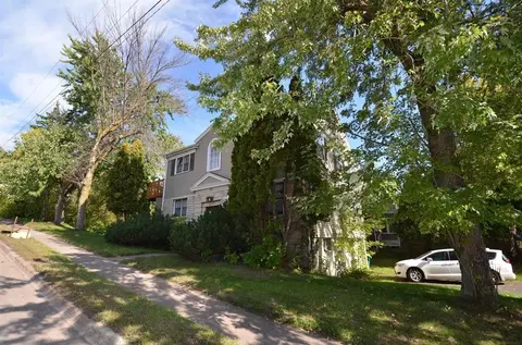 222 S 21st Ave E, Duluth, MN 55812