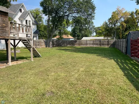 Exterior - 306 Forest St, Lisbon, ND 58054 photo 8 of 10