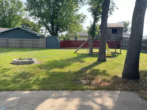 Exterior - 306 Forest St, Lisbon, ND 58054 photo 7 of 10