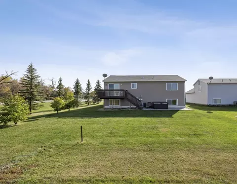 476 Maple Point Blvd, Mapleton, ND 58059 photo 6