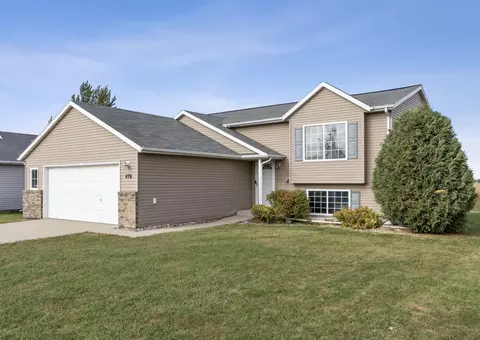 476 Maple Point Blvd, Mapleton, ND 58059