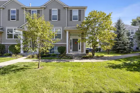 15220 Fanning Dr N, Hugo, MN 55038