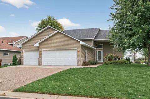 4198 Starling Dr, Hastings, MN 55033
