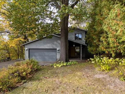 705 NE 6th Ave, Grand Rapids, MN 55744