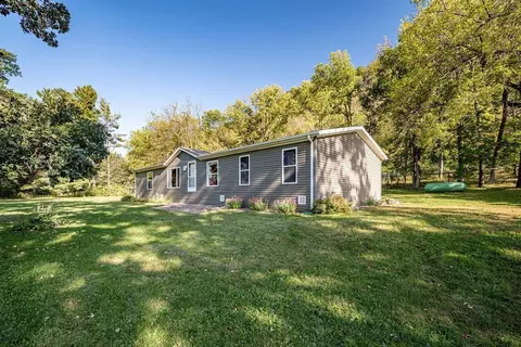w9746 Wisconsin 35, Hager City, WI 54014