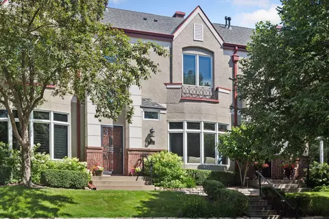 311 Coventry Ln, Edina, MN 55435