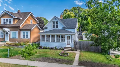 314 Osceola Ave S, Saint Paul, MN 55102
