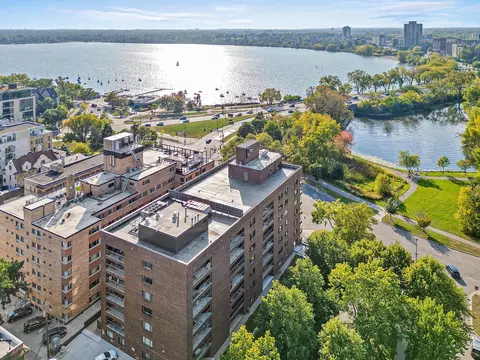 2885 Knox Ave S #206, Minneapolis, MN 55408