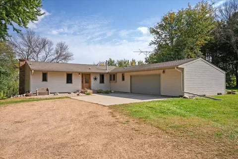13855 Jeffrey Ln, New Prague, MN 56071
