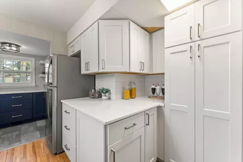 Kitchen - 3810 N Eagle Rd, Willmar, MN 56201 photo 2 of 7