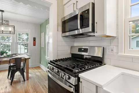 Kitchen - 3810 N Eagle Rd, Willmar, MN 56201 photo 6 of 7