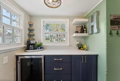 Kitchen - 3810 N Eagle Rd, Willmar, MN 56201 photo 7 of 7