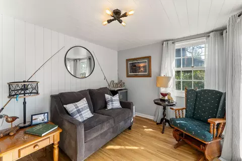 Living - 3810 N Eagle Rd, Willmar, MN 56201 photo 9 of 10