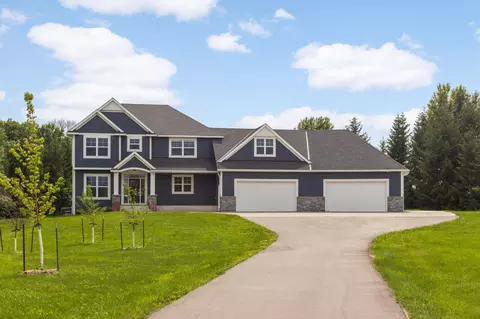 4965 E 250th St, Elko New Market, MN 55020