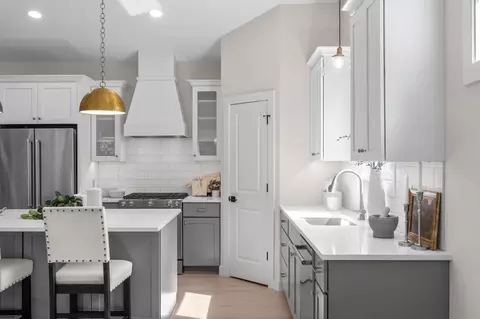 Kitchen - 634 E 6th St, Chaska, MN 55318 photo 6 of 6