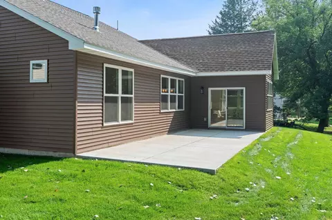 Exterior - 634 E 6th St, Chaska, MN 55318 photo 7 of 11
