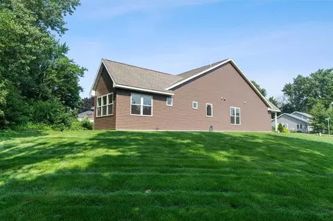 Exterior - 634 E 6th St, Chaska, MN 55318 photo 10 of 11