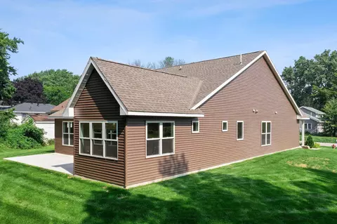 Exterior - 634 E 6th St, Chaska, MN 55318 photo 9 of 11