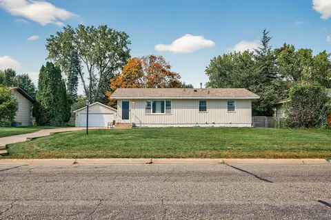 157 Oak Park Dr NE, Blaine, MN 55434