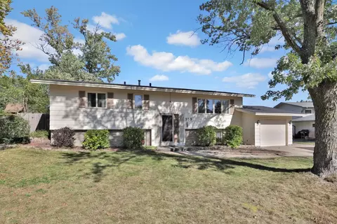 759 Hull Rd, Anoka, MN 55303