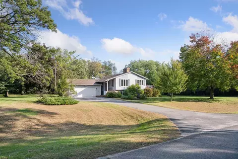 21922 Oak Heights Cir, Cold Spring, MN 56320 photo 2