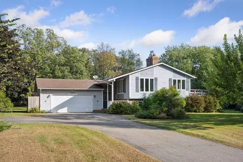 21922 Oak Heights Cir, Cold Spring, MN 56320