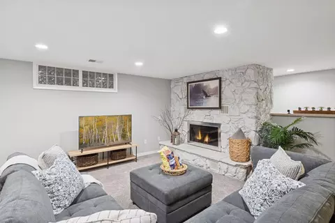 Living - 4360 Chimo East St, Deephaven, MN 55391 photo 4 of 4