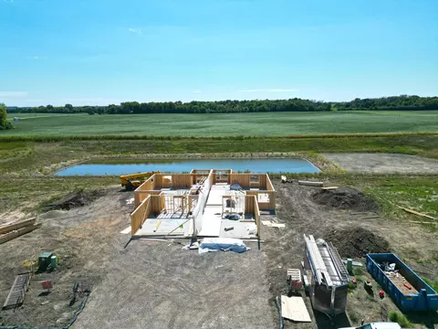 416 5th St S, Maple Lake, MN 55358