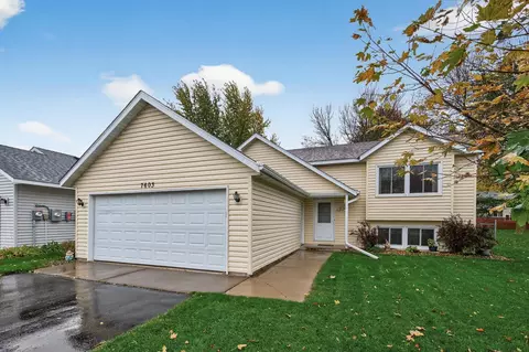 7603 19th St N, Oakdale, MN 55128