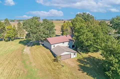 2109 95th St, Fairmont, MN 56031