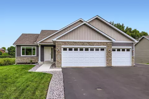 918 Harvest Dr SW, Lonsdale, MN 55046
