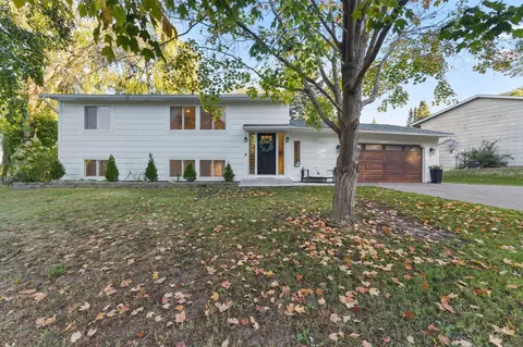 3655 Dallas Ln N, Plymouth, MN 55447