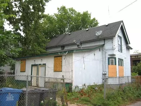 Exterior - 1009 19th St E, Minneapolis, MN 55404 photo 2 of 3